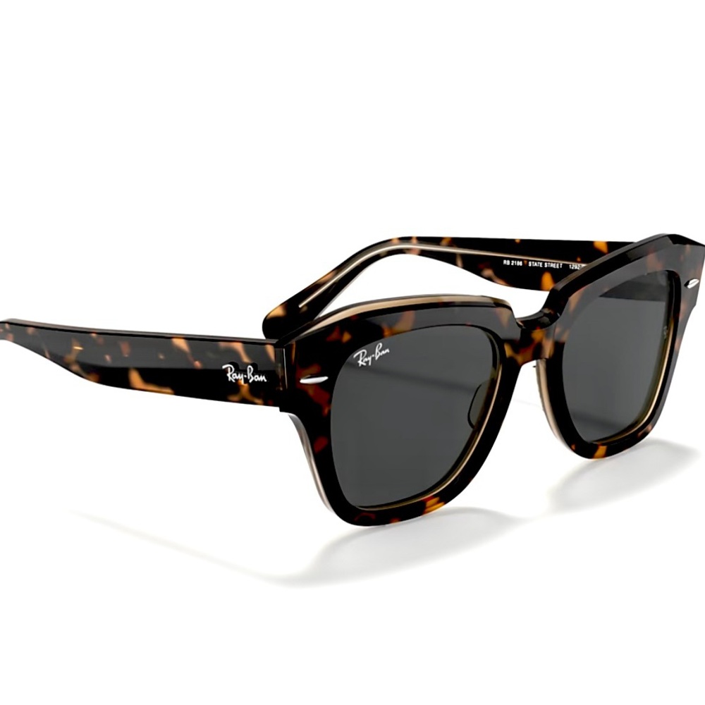 Ray-Ban State Street Women’s Fashion Sunglasses RB2186 Brown Tortoise Grey Smoke - Picture 2 of 10